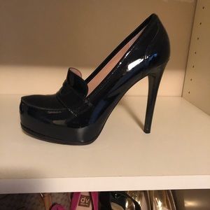Pour La Victoire pumps